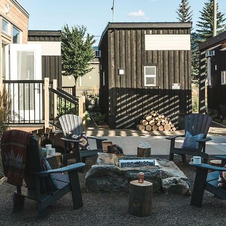 Tiny Homes By Snow Valley Lodging Fernie Eksteriør billede
