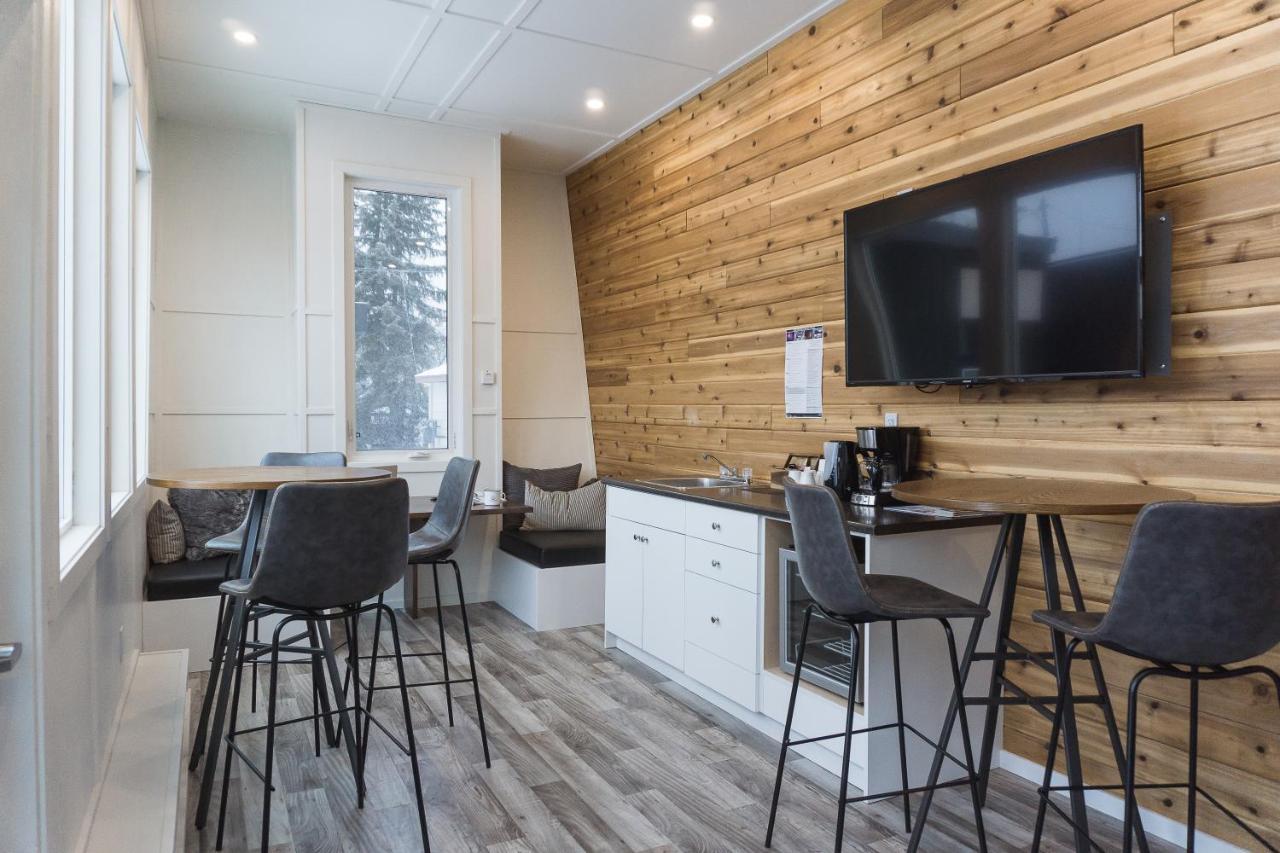 Tiny Homes By Snow Valley Lodging Fernie Eksteriør billede